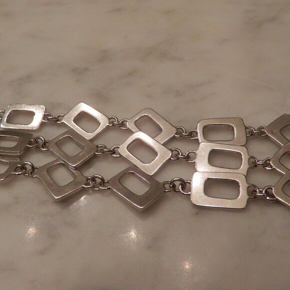 Contemporary Geometric Chain Bracelet - Picture 3 of 6